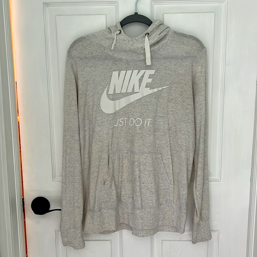 Nike hoodie   Girls Size XL   Gray and White